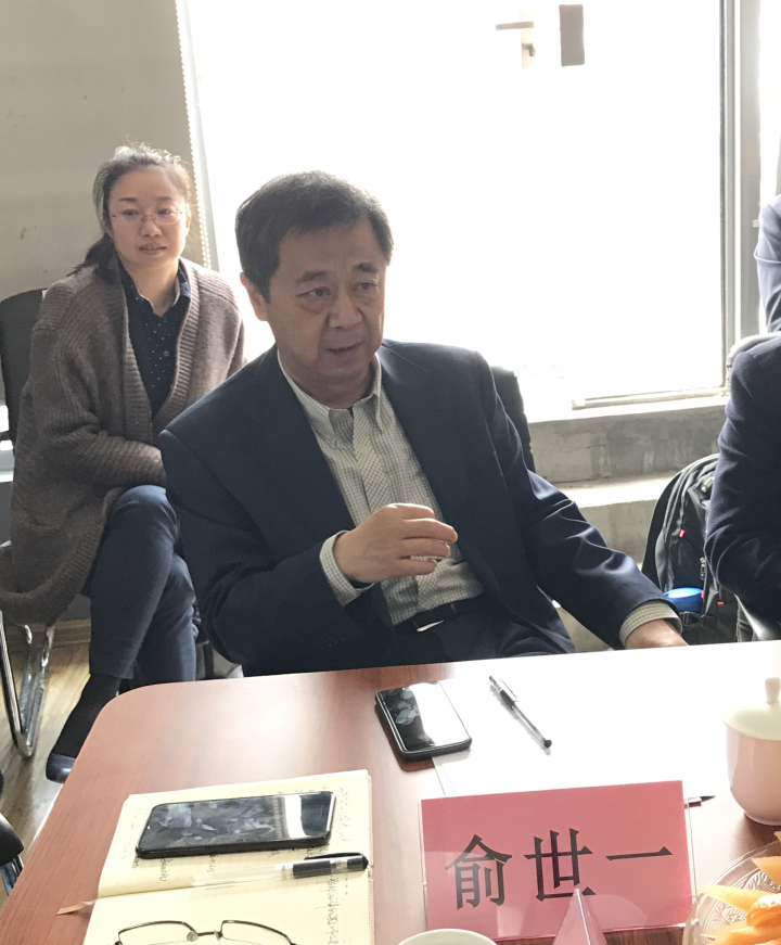 1496504561446316.jpg 2-俞世一首席受赵振元同志委托宣读贺词.jpg